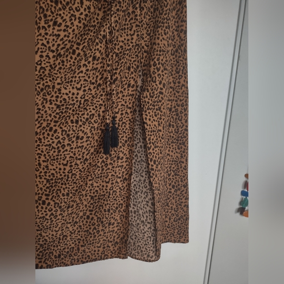 COPY - Long Cheetah/Leopard Print Maxi Skirt - Picture 2 of 5